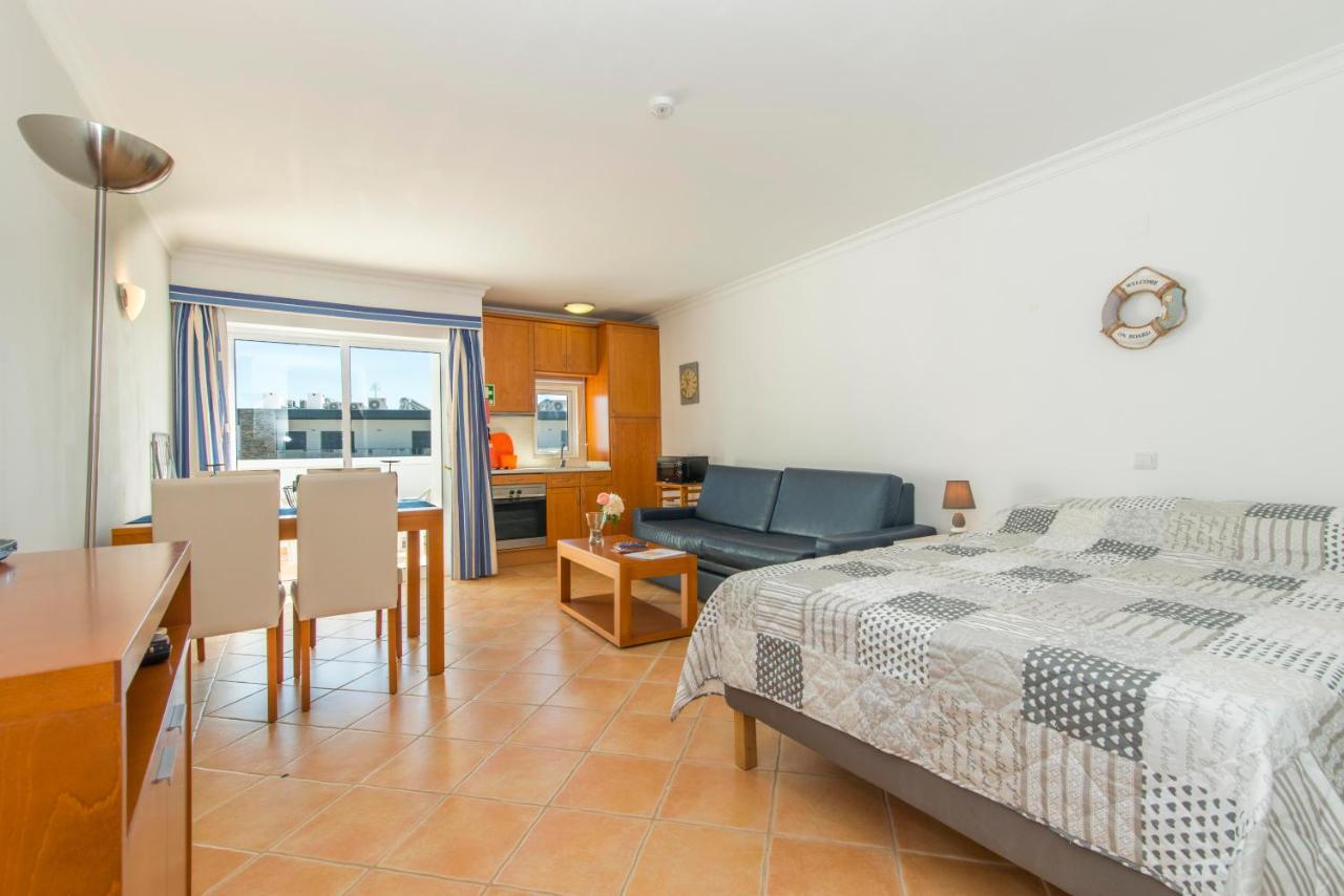 Quinta Velha By Algartur Apartment กาบานัส เด ตาวีรา ภายนอก รูปภาพ