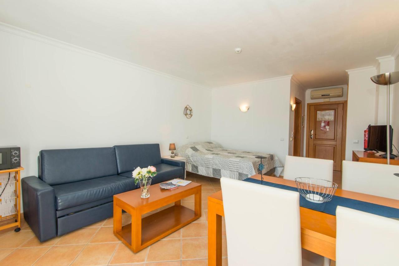 Quinta Velha By Algartur Apartment กาบานัส เด ตาวีรา ภายนอก รูปภาพ
